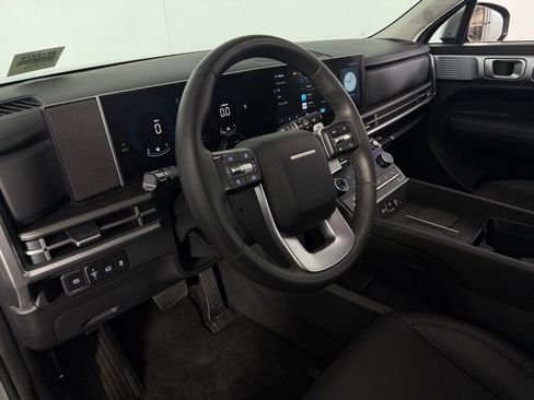 Used 2025 Hyundai Santa Fe SEL FWD image 20