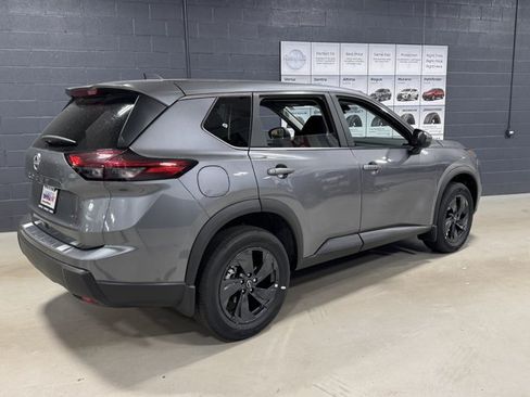 New 2026 Nissan Rogue SV AWD/4WD image 10