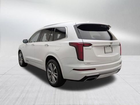 Used 2023 Cadillac XT6 Premium Luxury w/ Technology Package AWD/4WD image 7