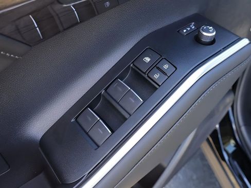 New 2026 Toyota Highlander Limited image 12