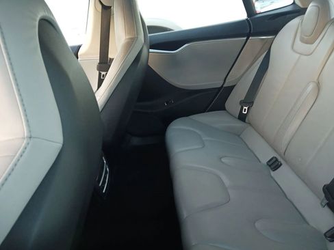 Used 2013 Tesla Model S image 6