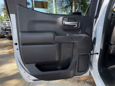 Used 2025 Chevrolet Silverado 1500 Custom Trail Boss image 26