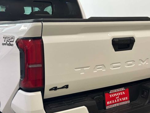 New 2026 Toyota Tacoma TRD Off-Road AWD/4WD image 7