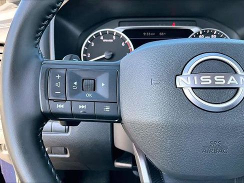 Certified 2025 Nissan Rogue SV image 24