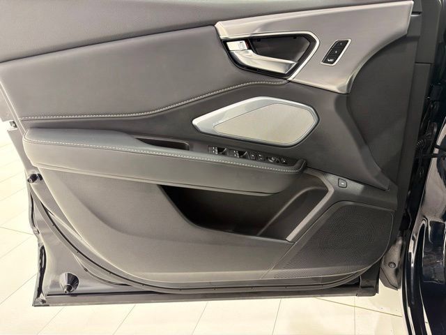 Used 2025 Acura RDX w/ Technology Package AWD/4WD image 10