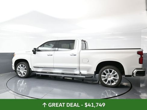 Used 2022 Chevrolet Silverado 1500 High Country w/ High Country Premium Package image 11