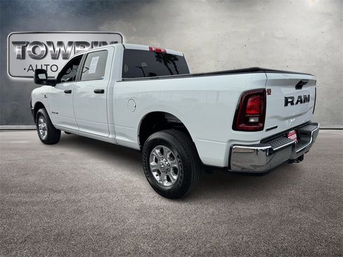 Used 2025 RAM 2500 Big Horn w/ Bed Convenience Group image 6