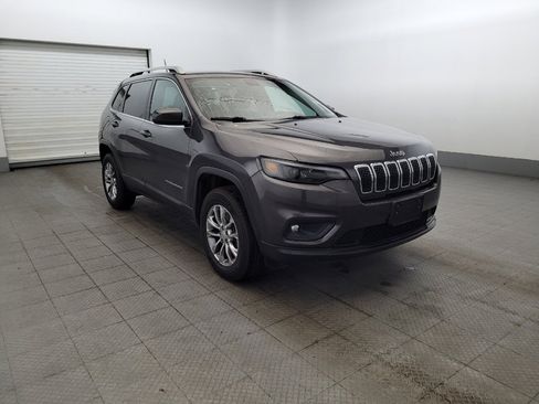 Used 2019 Jeep Cherokee Latitude Plus AWD/4WD image 13