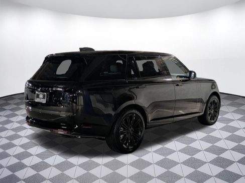 New 2026 Land Rover Range Rover Long Wheelbase SE AWD/4WD image 5