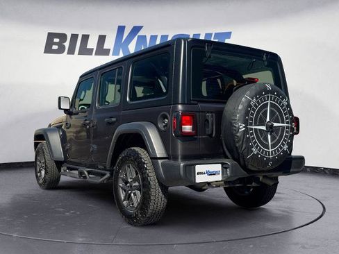 Used 2025 Jeep Wrangler Unlimited Sport AWD/4WD image 3