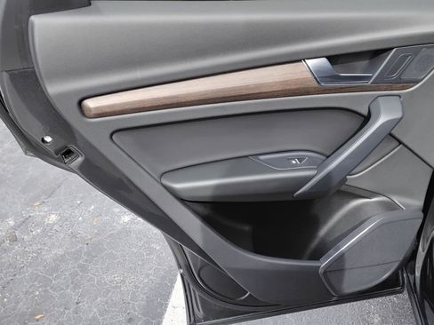 Certified 2023 Audi Q5 2.0T Premium w/ Convenience Package image 20