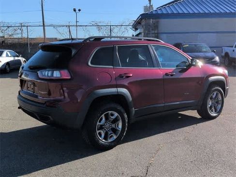 Used 2019 Jeep Cherokee Trailhawk w/ Comfort/Convenience Group image 14