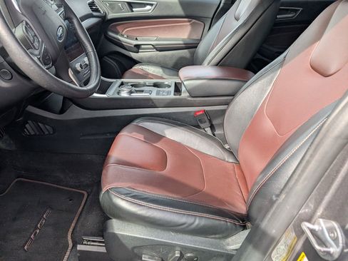 Used 2021 Ford Edge Titanium w/ Equipment Group 301A image 10