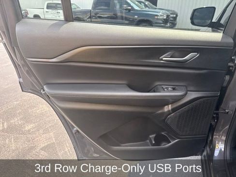 Certified 2024 Jeep Grand Cherokee L Altitude AWD/4WD image 26