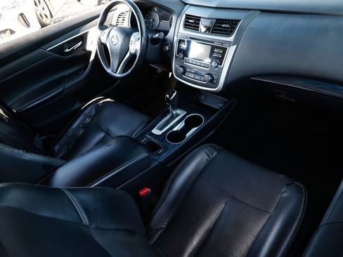 Used 2017 Nissan Altima 2.5 SL image 16