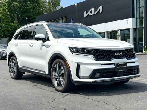 Certified 2024 Kia Sorento SX Prestige AWD/4WD image 1