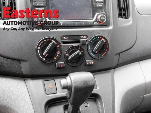 Used 2019 Nissan NV200 SV FWD image 19
