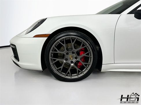 Used 2020 Porsche 911 Carrera 4S image 18