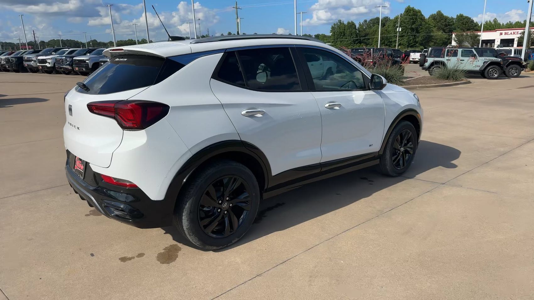 New 2026 Buick Encore GX Sport Touring w/ Advanced Technology Package FWD image 9