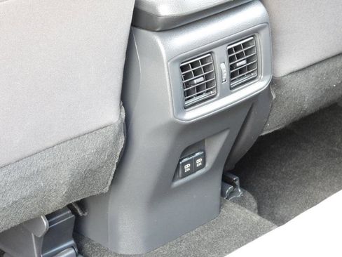 Used 2019 Toyota RAV4 XLE image 23