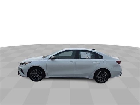 Used 2023 Kia Forte GT-Line image 6