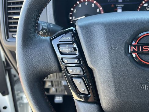 Certified 2024 Nissan Frontier Pro-X w/ Technology Package image 12