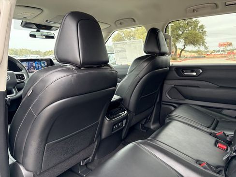 New 2026 Nissan Armada SV image 20