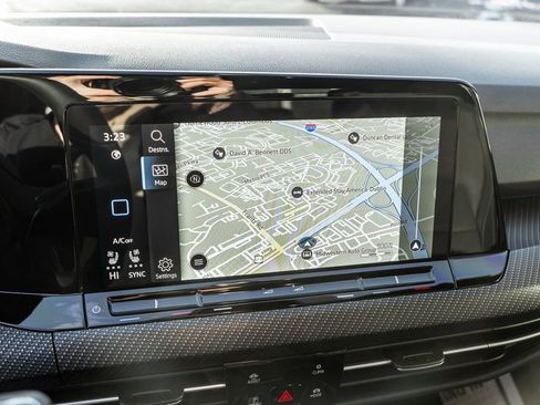 Used 2024 Volkswagen Golf R image 21