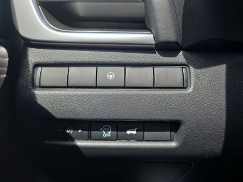 New 2026 Nissan Rogue SV FWD image 10