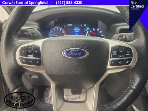 Used 2022 Ford Explorer XLT w/ Equipment Group 202A AWD/4WD image 32