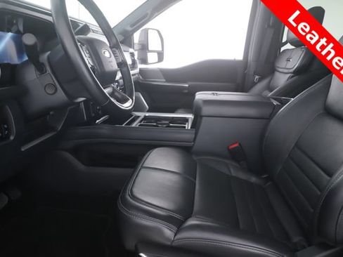Used 2026 Ford F250 Platinum AWD/4WD image 17