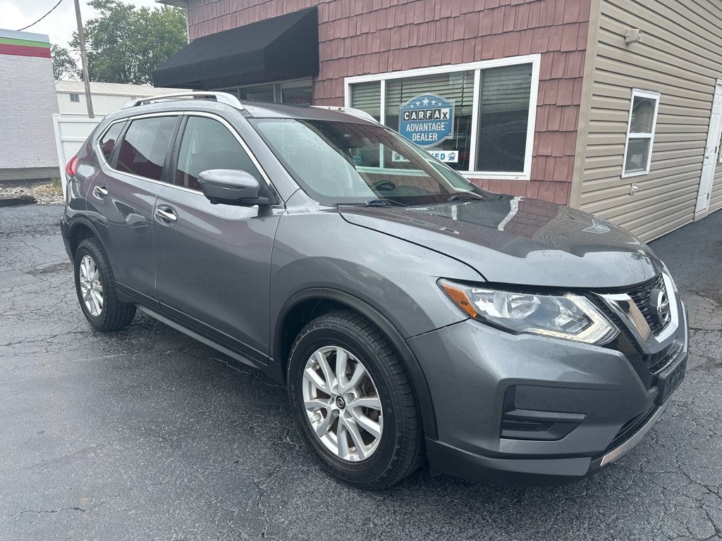 Used 2017 Nissan Rogue SV w/ SV Premium Package AWD/4WD image 1