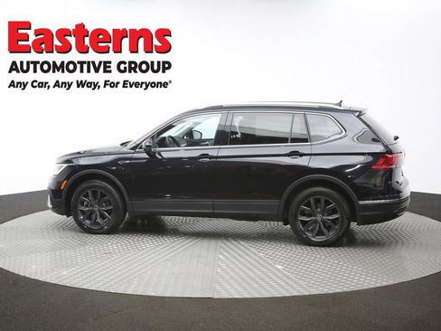 Used 2024 Volkswagen Tiguan SE image 61