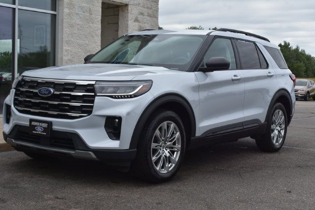 Used 2026 Ford Explorer Active w/ Active Comfort Package AWD/4WD image 18
