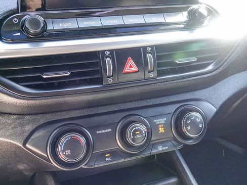 Used 2023 Kia Forte LXS image 21