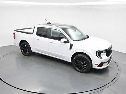 New 2025 Ford Maverick Lobo image 38