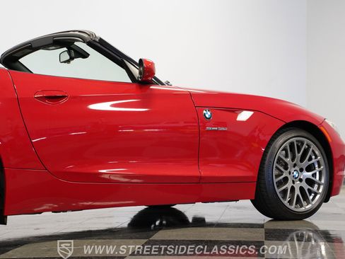 Used 2013 BMW Z4 sDrive35i RWD image 29