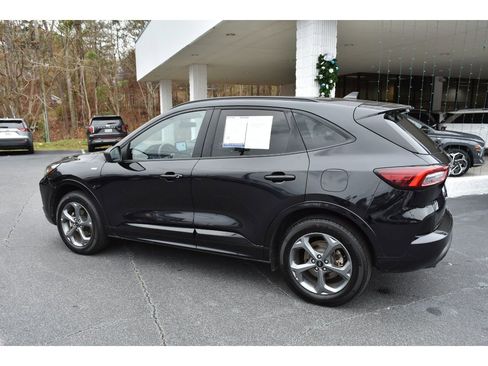 Used 2024 Ford Escape ST-Line image 2