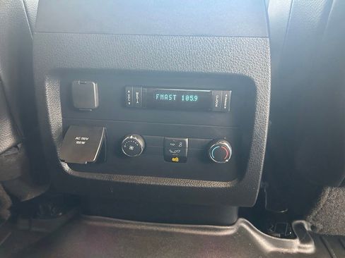 Used 2017 Ford Expedition XLT w/ Equipment Group 202A RWD image 21