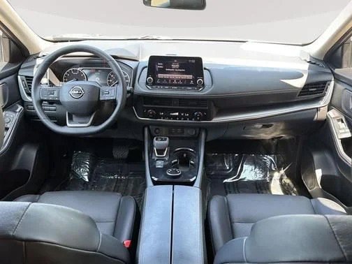 Certified 2026 Nissan Rogue Dark Armor AWD/4WD image 9