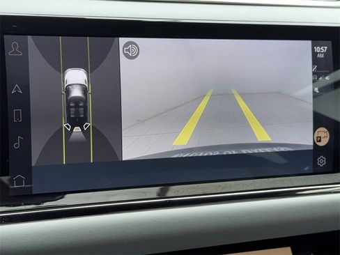 Used 2023 Land Rover Range Rover Evoque R-Dynamic SE image 28