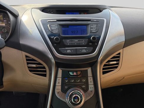 Used 2013 Hyundai Elantra GLS w/ Preferred Pkg FWD image 21