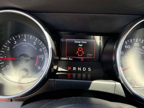 Used 2020 Ford Mustang Coupe RWD image 34
