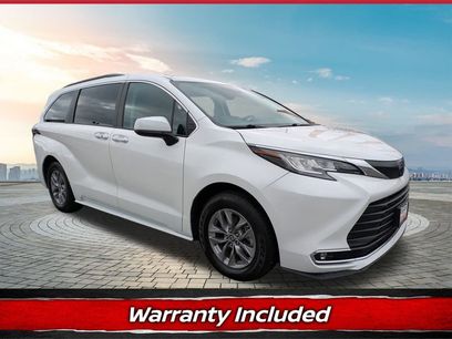 Used 2023 Toyota Sienna XLE