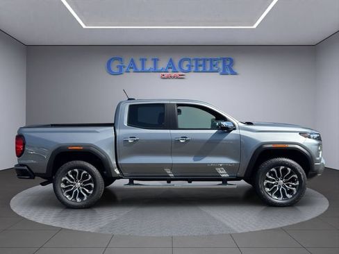 New 2026 GMC Canyon Denali AWD/4WD image 3