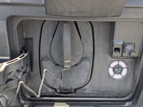 Used 2023 Ford E-Transit Medium Roof RWD image 13