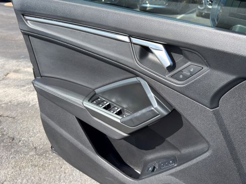 Certified 2023 Audi Q3 2.0T Premium w/ Black Optic Sport Package image 21