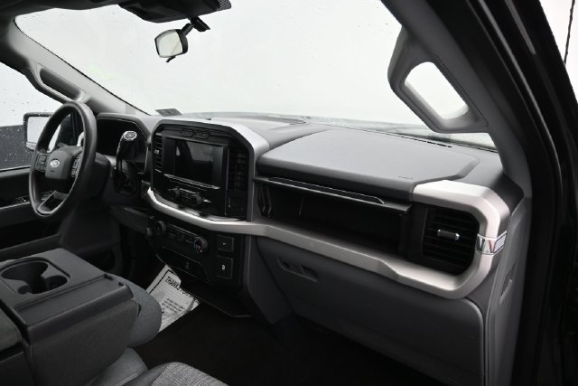 Used 2022 Ford F150 XLT w/ XTR Package AWD/4WD image 8
