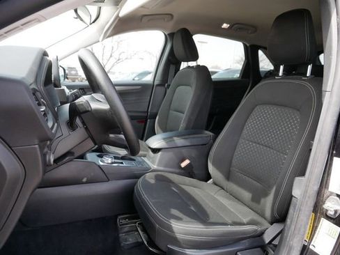 Used 2025 Ford Escape Active AWD/4WD image 15