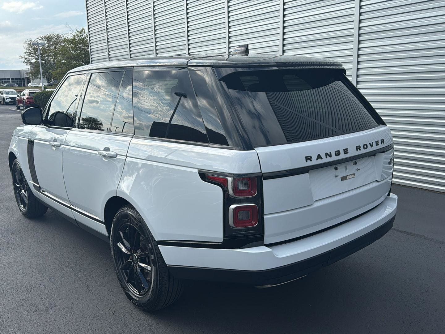 Used 2020 Land Rover Range Rover AWD/4WD image 18